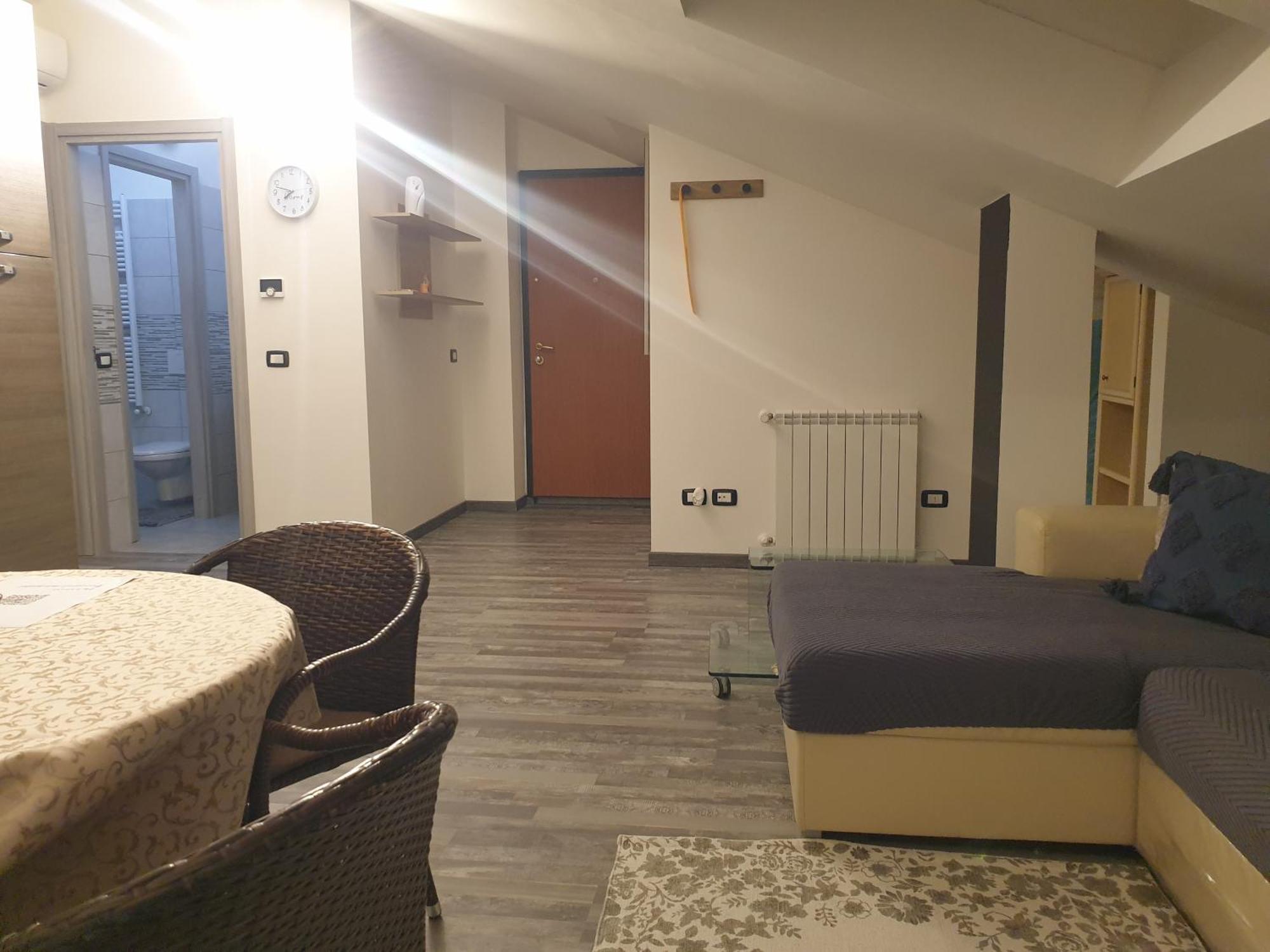 Angela'S Attic Apartment โวเกรา ภายนอก รูปภาพ